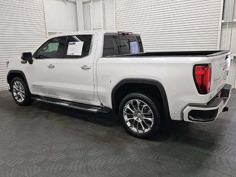 Certified 2024 GMC Sierra 1500 Denali w/ Technology Package AWD/4WD image 6