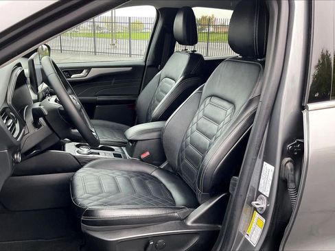 Used 2023 Ford Escape SE w/ PHEV Premium Package image 28