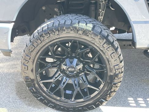 Used 2023 Ford F250 Lariat w/ Lariat Ultimate Package AWD/4WD image 26