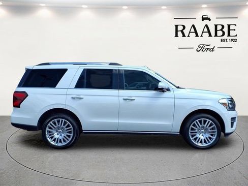Used 2024 Ford Expedition Limited AWD/4WD image 8
