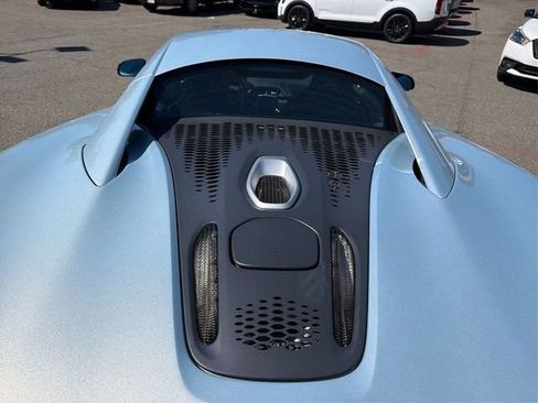 Used 2023 McLaren Artura RWD image 10