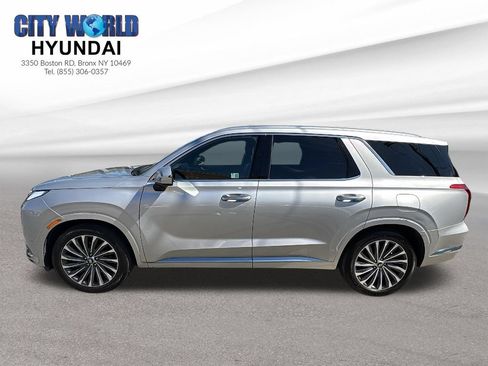 Used 2024 Hyundai Palisade Calligraphy AWD/4WD image 2
