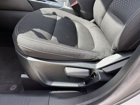 Used 2025 Ford Escape Active image 30