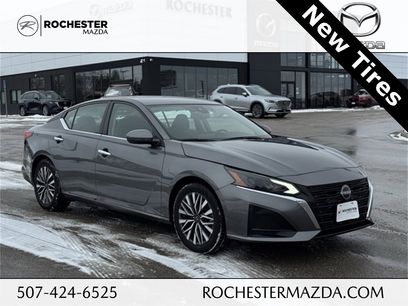 Used 2023 Nissan Altima 2.5 SV