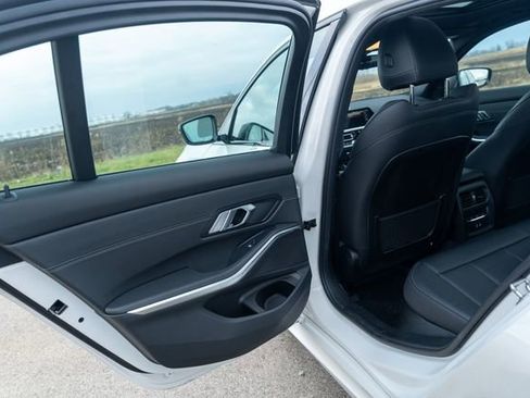 Used 2021 BMW M340i xDrive M340i xDrive w/ Driving Assistance Package image 15