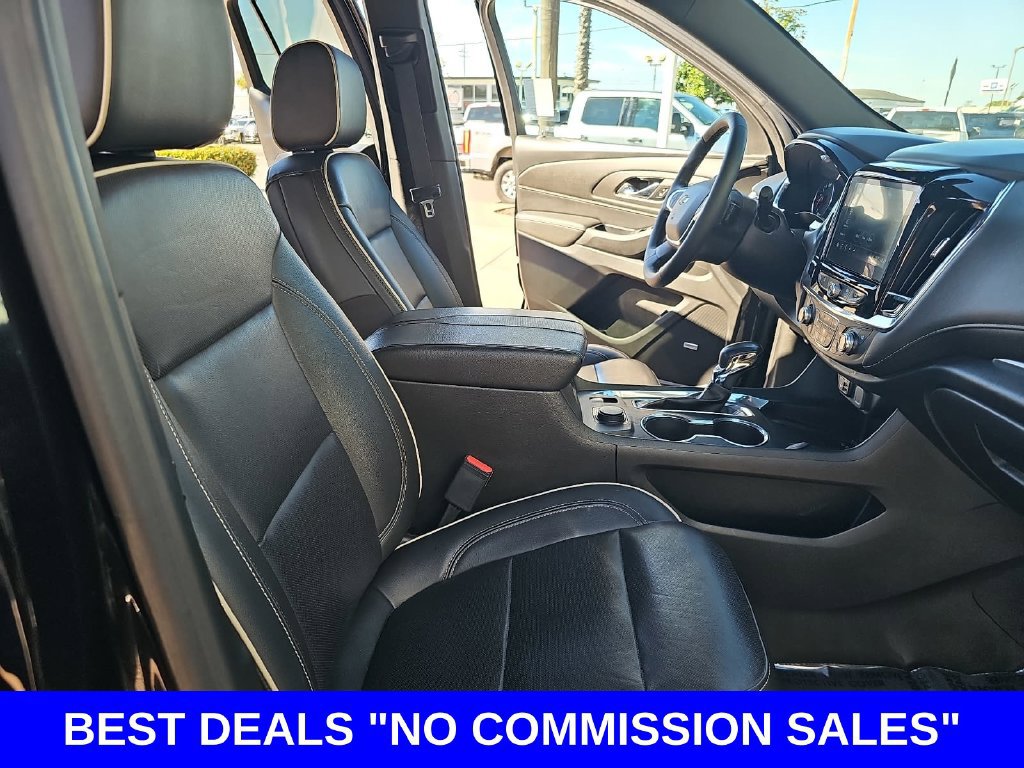 Used 2023 Chevrolet Traverse Premier w/ Redline Edition AWD/4WD image 10