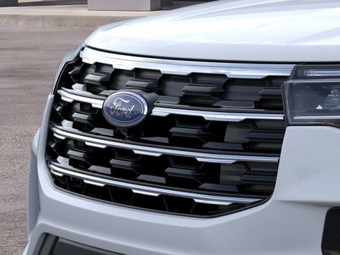 New 2026 Ford Explorer Active w/ Active Comfort Package AWD/4WD image 17