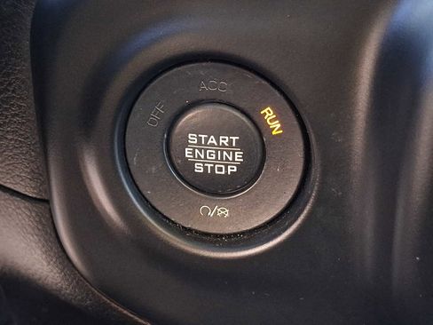 Used 2018 Jeep Wrangler Unlimited Sport S image 20