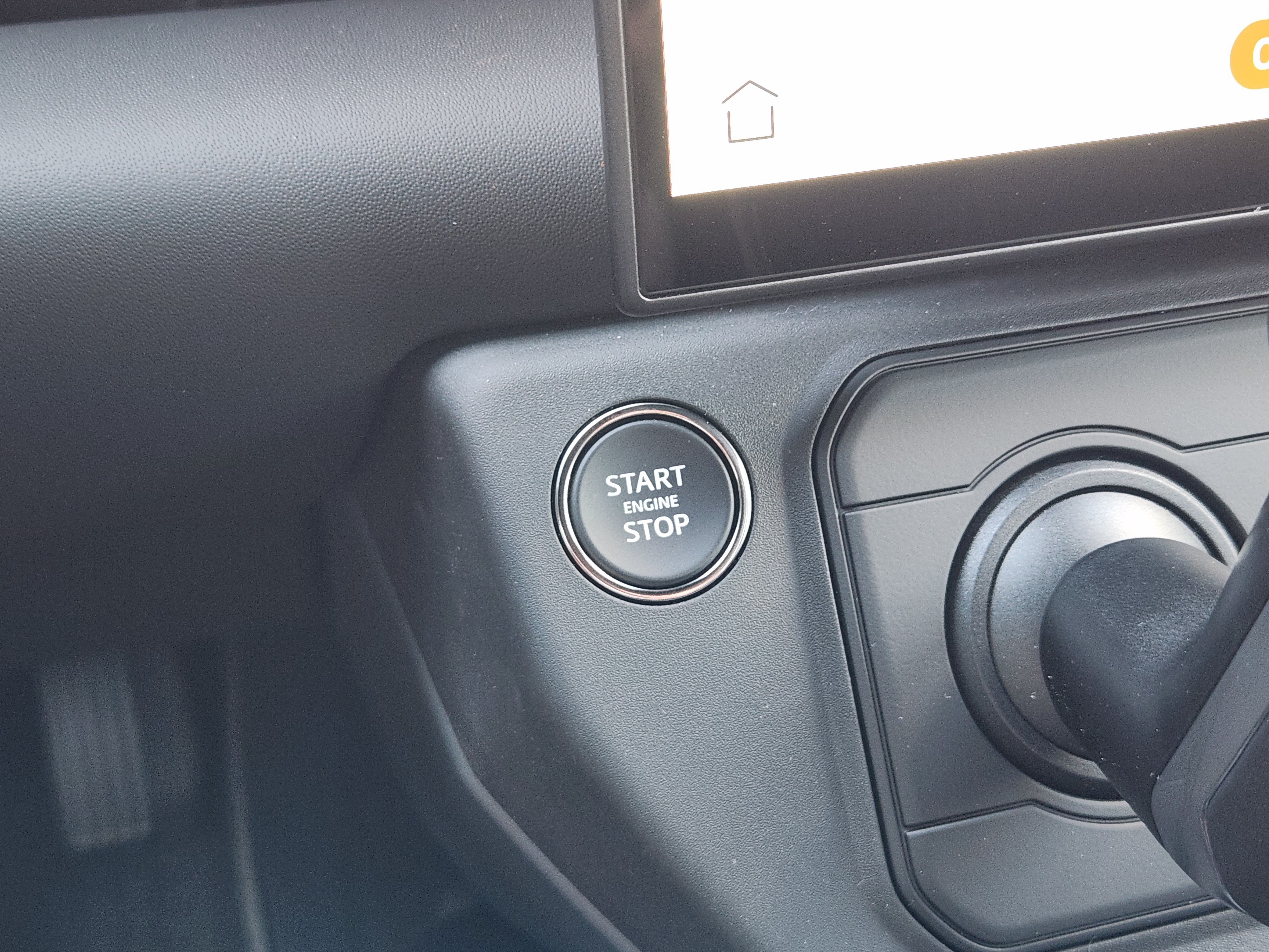 New 2026 Land Rover Defender 130 X-Dynamic SE AWD/4WD image 15