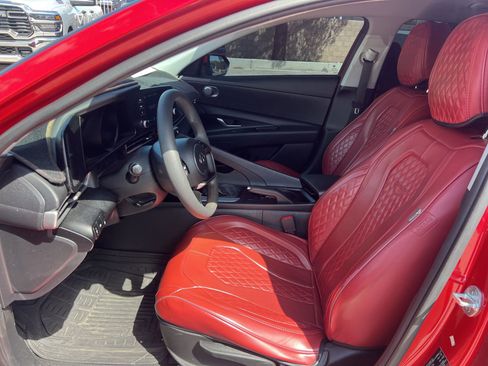 Used 2022 Hyundai Elantra SEL w/ Cargo Package FWD image 23
