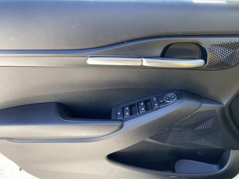 New 2026 Kia Seltos LX image 12