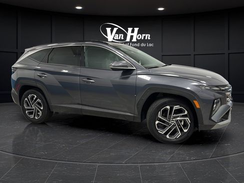 Used 2025 Hyundai Tucson Limited AWD/4WD image 1