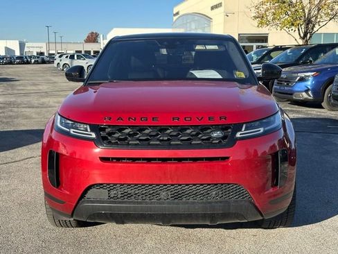 Used 2020 Land Rover Range Rover Evoque SE image 2