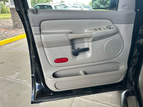 Used 2004 Dodge Ram 2500 Truck SLT w/ Trailer Tow Group image 9