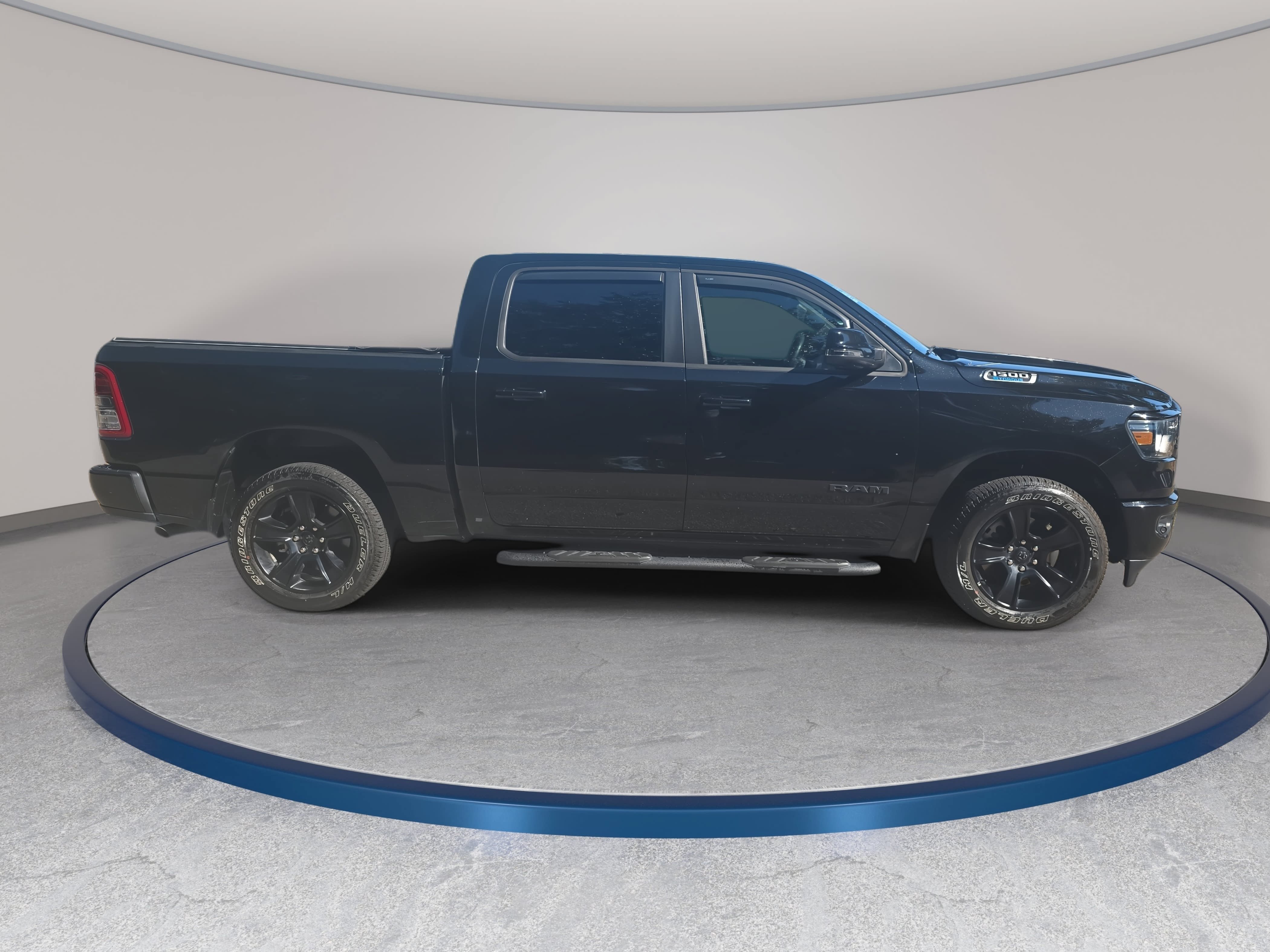 Used 2023 RAM 1500 Big Horn AWD/4WD image 4