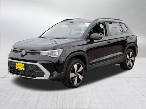 Used 2025 Volkswagen Taos S AWD/4WD image 3