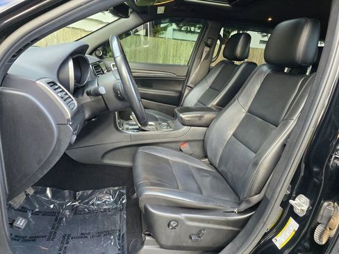 Used 2019 Jeep Grand Cherokee Limited image 26