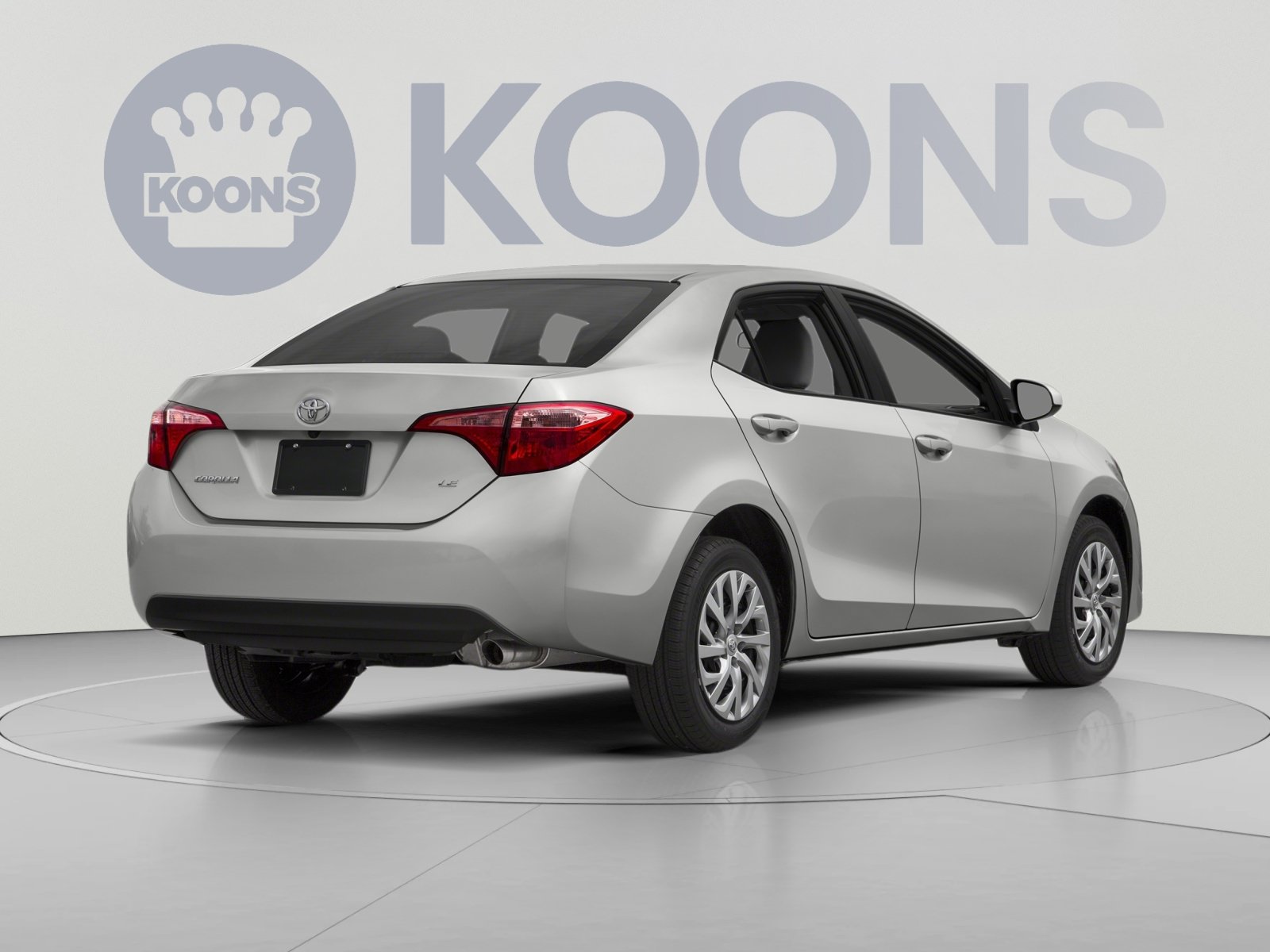 Used 2018 Toyota Corolla LE FWD image 2