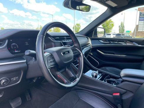 Used 2022 Jeep Grand Cherokee Trailhawk image 10