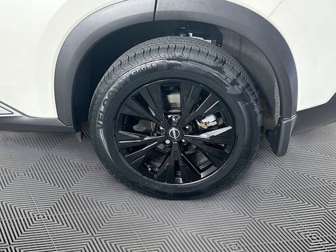 Certified 2023 Nissan Rogue SV w/ SV Premium B Package AWD/4WD image 40