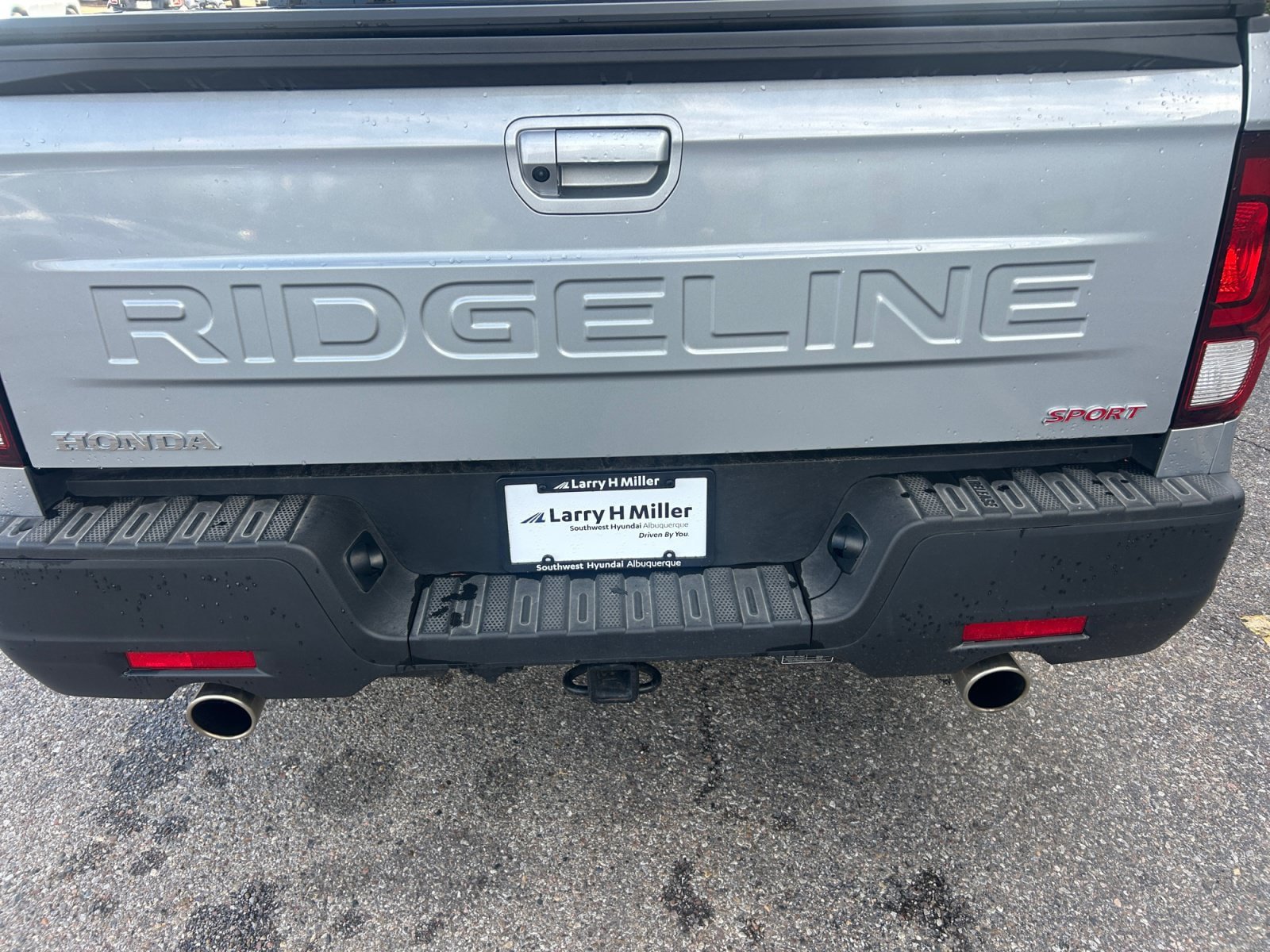 Used 2025 Honda Ridgeline Sport image 28