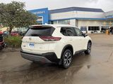 Used 2022 Nissan Rogue SV w/ SV Premium Package image 3