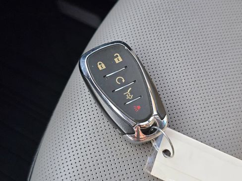 Used 2020 Chevrolet Equinox Premier FWD image 32