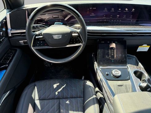 New 2025 Cadillac Escalade IQ Luxury 1 AWD/4WD image 3