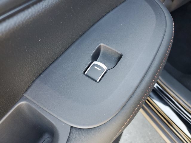 Certified 2025 Honda HR-V Sport image 16