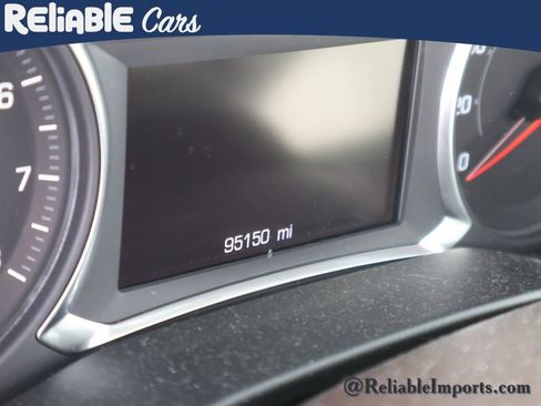 Used 2019 GMC Acadia SLT w/ LPO, Floor Liner Package image 24