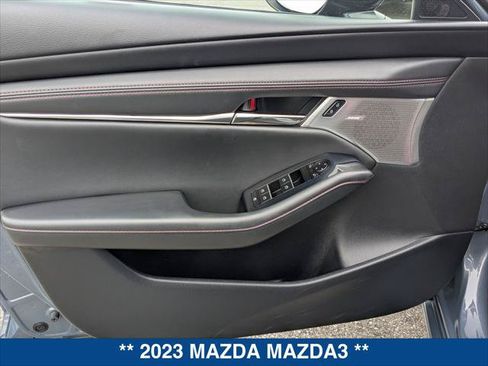 Used 2023 MAZDA MAZDA3 s FWD image 10