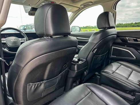 Used 2024 Kia Telluride S w/ S Sunroof Package FWD image 18