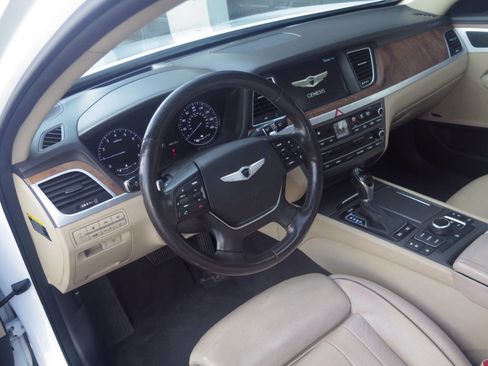Used 2015 Hyundai Genesis 3.8 w/ Option Group 04 image 7