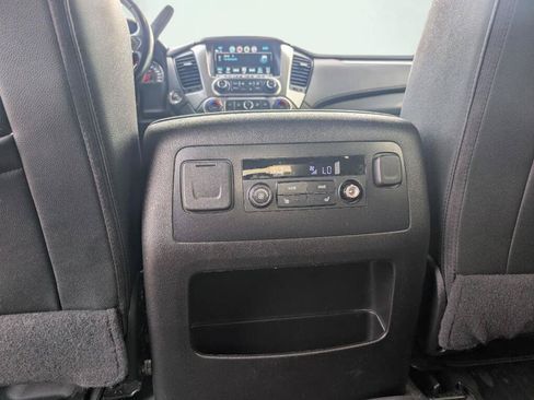 Used 2020 Chevrolet Tahoe Premier AWD/4WD image 16