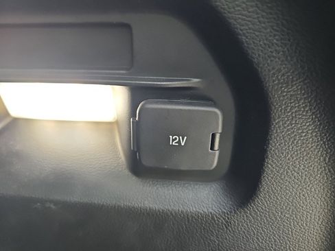 Used 2021 Ford Explorer XLT w/ Equipment Group 202A RWD image 32