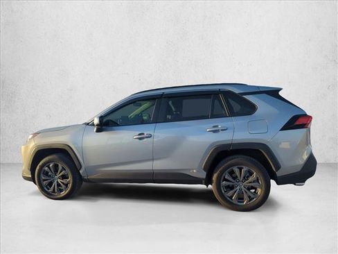 Used 2024 Toyota RAV4 XLE Premium w/ Weather Package AWD/4WD image 5
