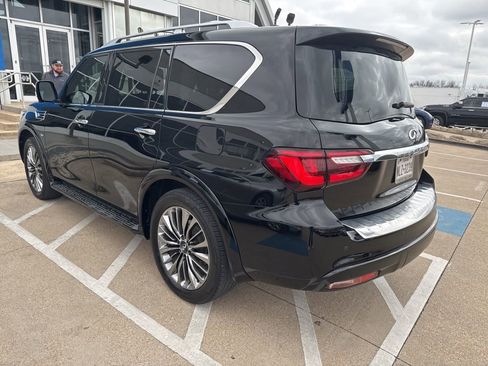 Used 2019 INFINITI QX80 Luxe w/ 22" Wheel Package image 2