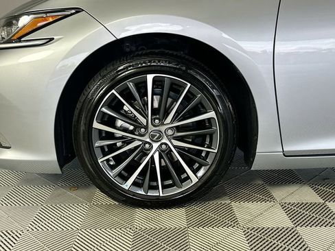 Used 2023 Lexus ES 350 w/ Premium Package FWD image 27