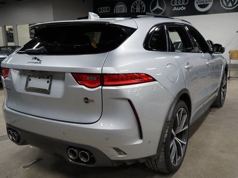 Used 2019 Jaguar F-PACE SVR AWD/4WD image 5