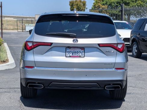 Used 2023 Acura MDX SH-AWD w/ Technology Package image 7