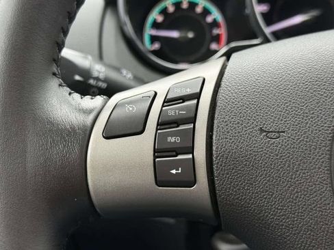 Used 2011 Chevrolet Malibu LTZ image 21