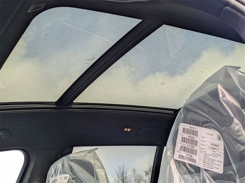 New 2025 BMW X7 xDrive40i w/ Premium Package image 10