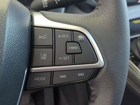 New 2026 Toyota Sienna XLE FWD image 21