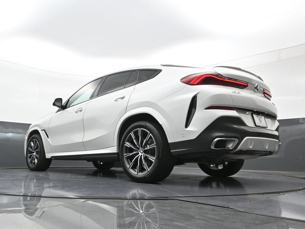Used 2026 BMW X6 xDrive40i AWD/4WD image 26