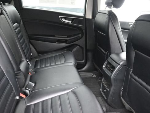 Used 2023 Ford Edge SEL AWD/4WD image 10