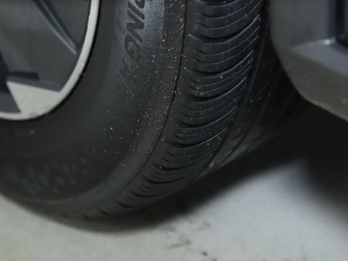 Used 2024 Nissan Rogue SV FWD image 35