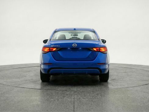 Used 2025 Nissan Sentra SV image 6