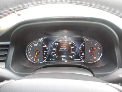 Used 2017 GMC Acadia Denali w/ Technology Package AWD/4WD image 12