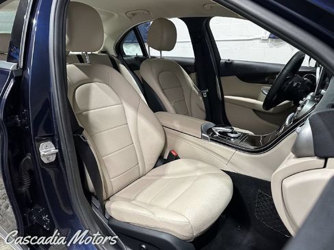 Used 2016 Mercedes-Benz C 300 4MATIC Sedan image 13