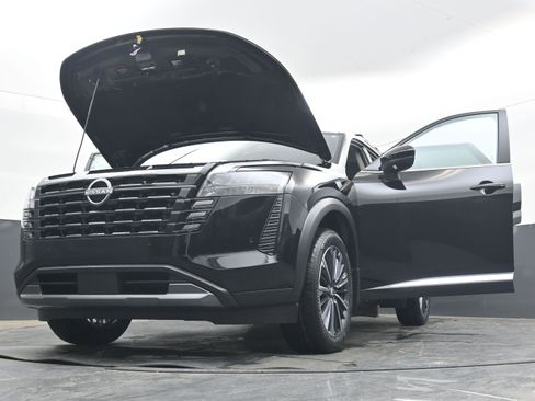 New 2026 Nissan Pathfinder Platinum AWD/4WD image 42